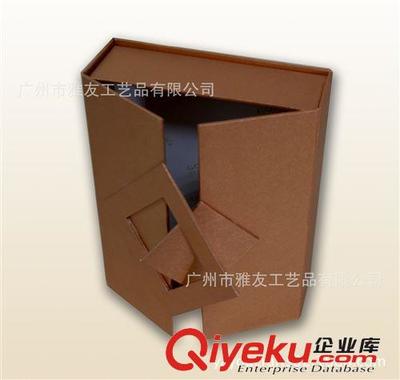 厂家专业定制菱形图案锁口盒-广州市雅友工艺品提供厂家专业定制菱形图案锁口盒的相关介绍、产品、服务、图片、价格广州市雅友工艺品、PVC写菜牌;PVC台牌;透明胶盒;PVC标价牌;PVC酒水牌;PP吊牌;POP广告立牌;PVC机身贴;镭射银机身贴;PVC会员卡;酒类包装盒;茶叶包装盒;化装品礼盒;精美礼品盒